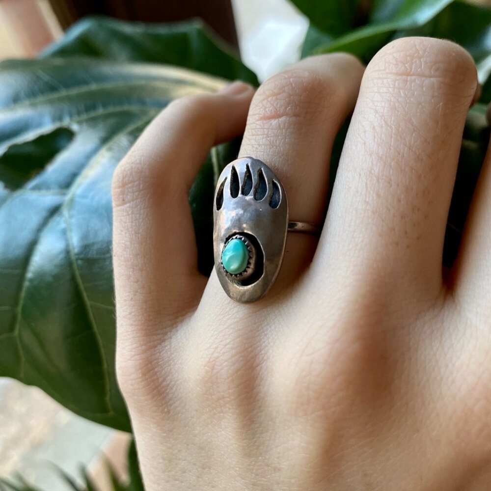 Vintage Sterling Silver Turquoise Bear Claw Ring